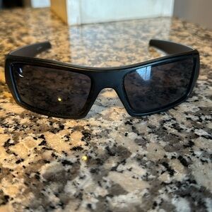 Oakley Gascon Men’s sunglasses. Black.